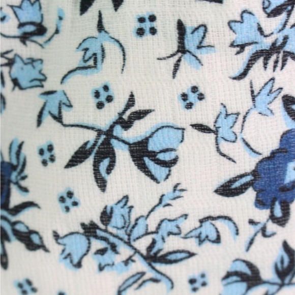 NWT BARDOT floral top - Picture 3 of 8